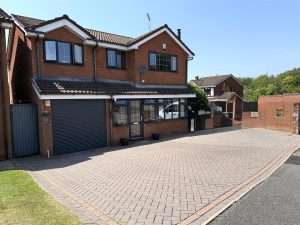 Weston Close, Heath Hayes, Cannock